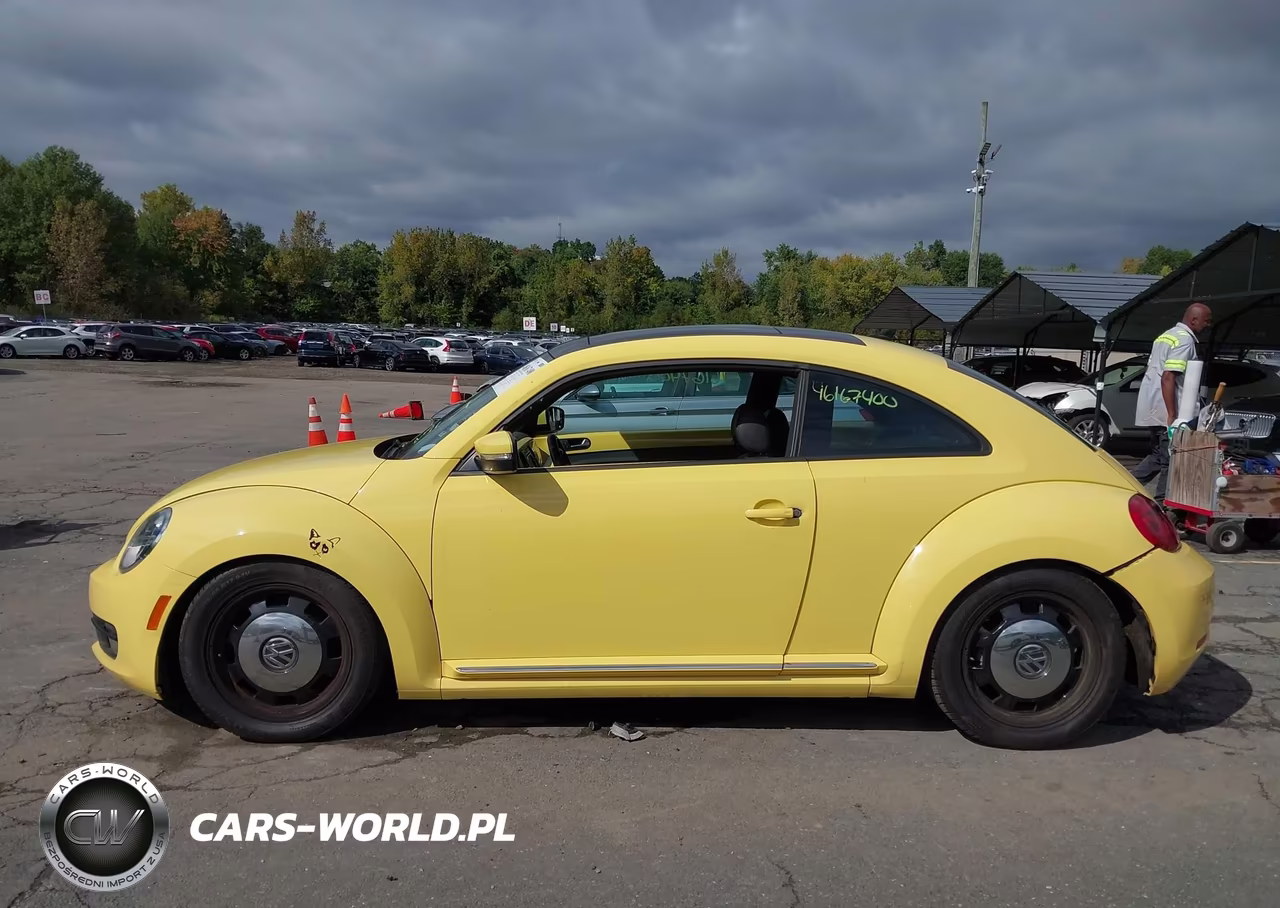 2013 Volkswagen Beetle 2.5L VIN:3VWHP7AT4DM658789 - 14