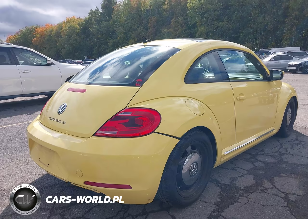 2013 Volkswagen Beetle 2.5L VIN:3VWHP7AT4DM658789 - 4