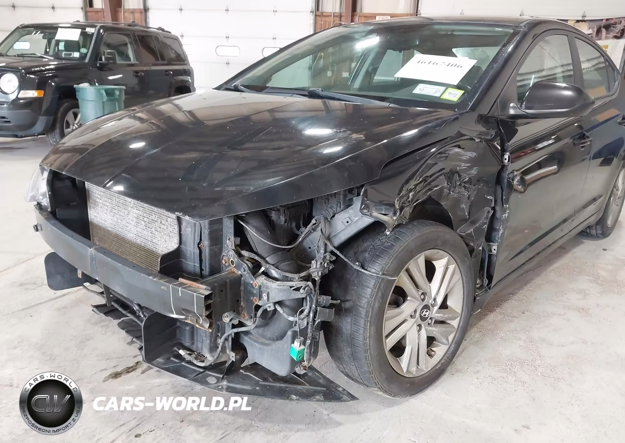 2019 Hyundai Elantra Value Edition VIN:KMHD84LFXKU819932 - 18