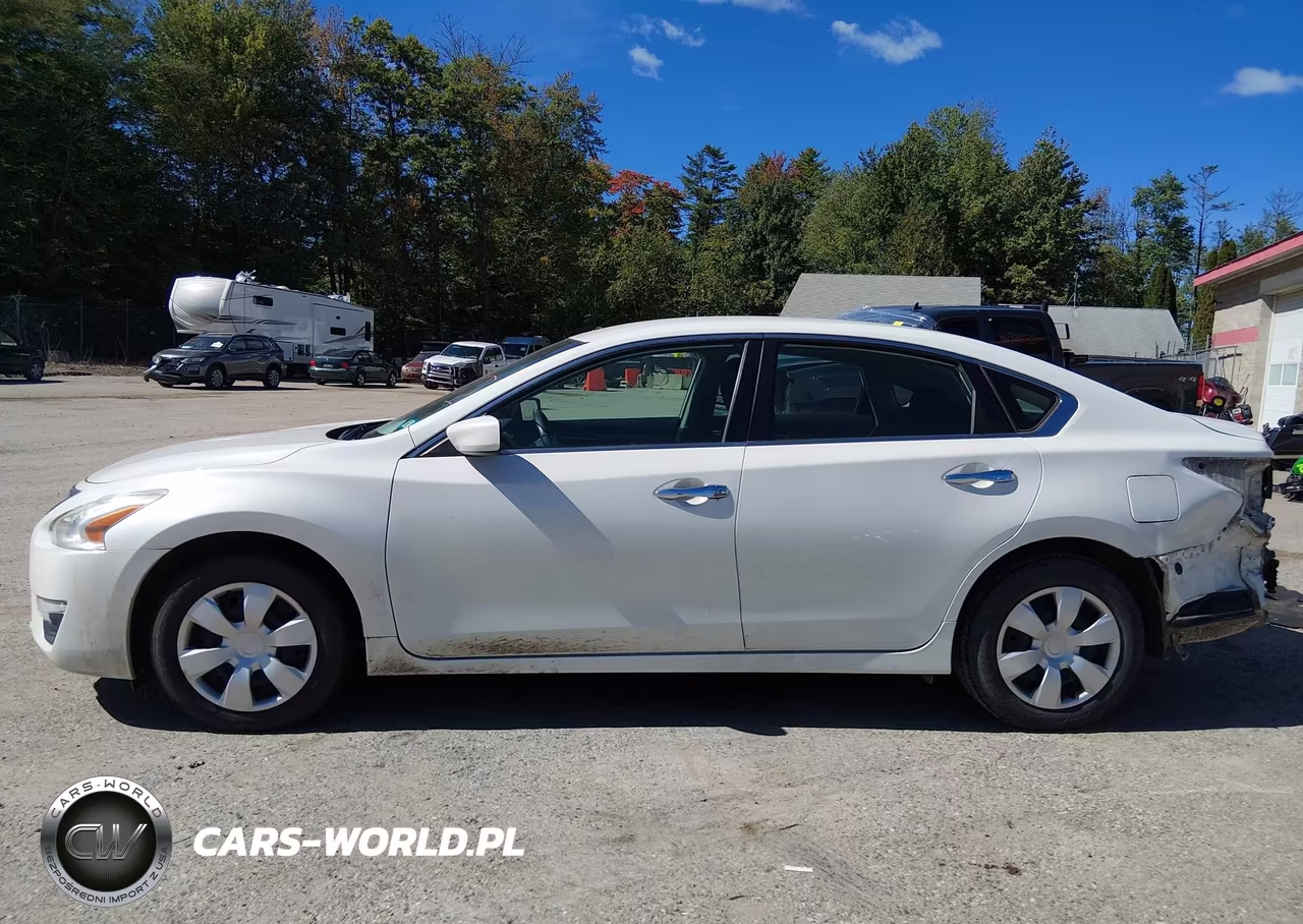 2014 Nissan Altima 2.5 S VIN:1N4AL3AP4EN384681 - 15