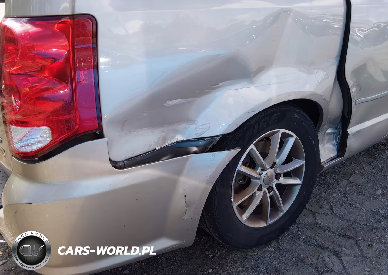 2016 Dodge Grand Caravan Sxt VIN:2C4RDGCG0GR265823 - 6