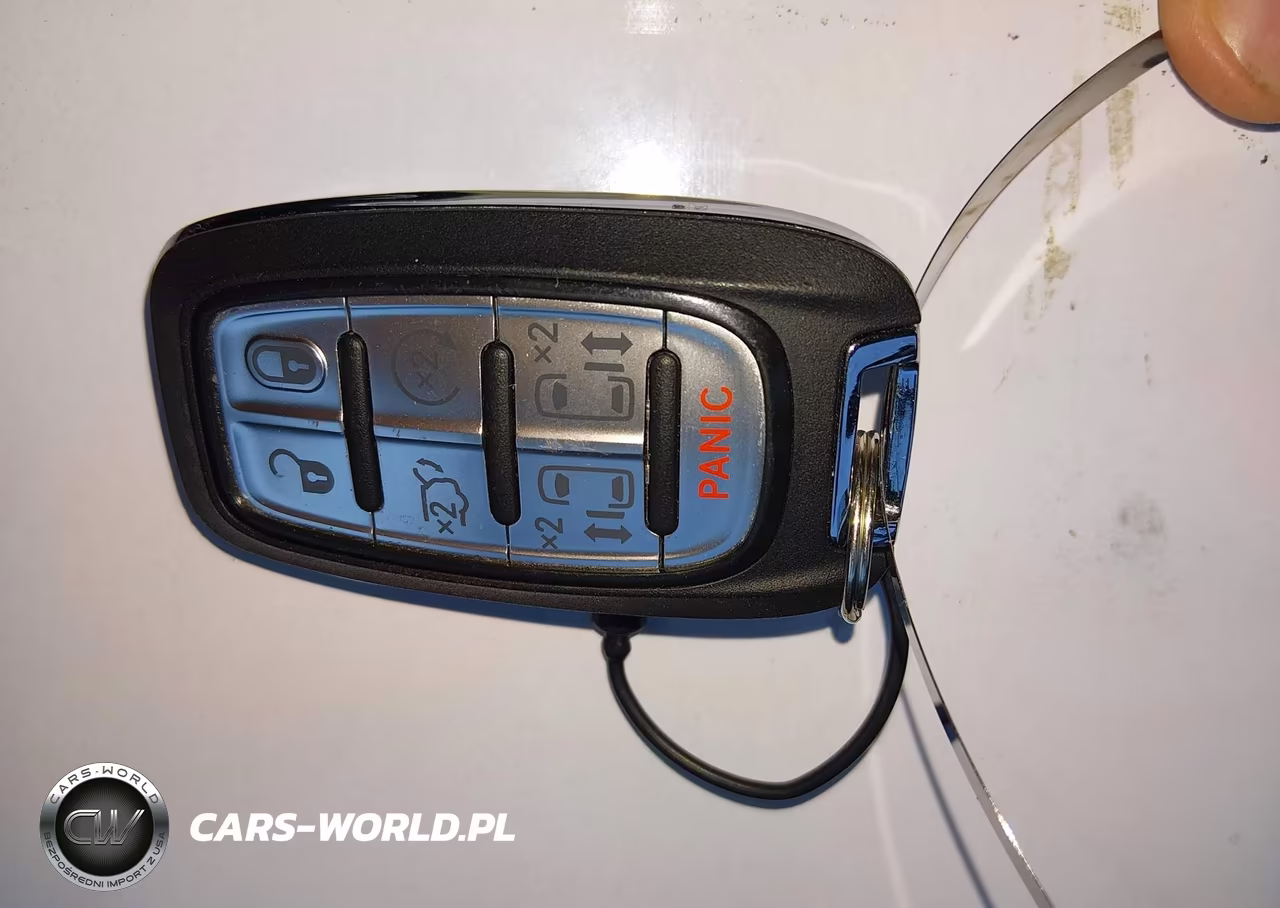 2025 Chrysler Pacifica Select VIN:2C4RC1BG9SR532547 - 11