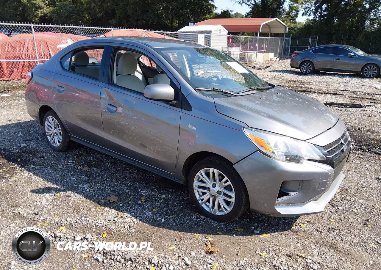 2022 Mitsubishi Mirage G4 Black Edition-Es-Le