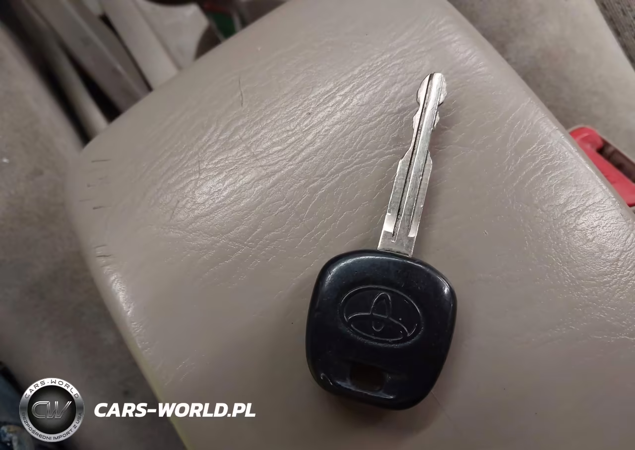 2007 Toyota Corolla Ce VIN:1NXBR32E17Z912143 - 11