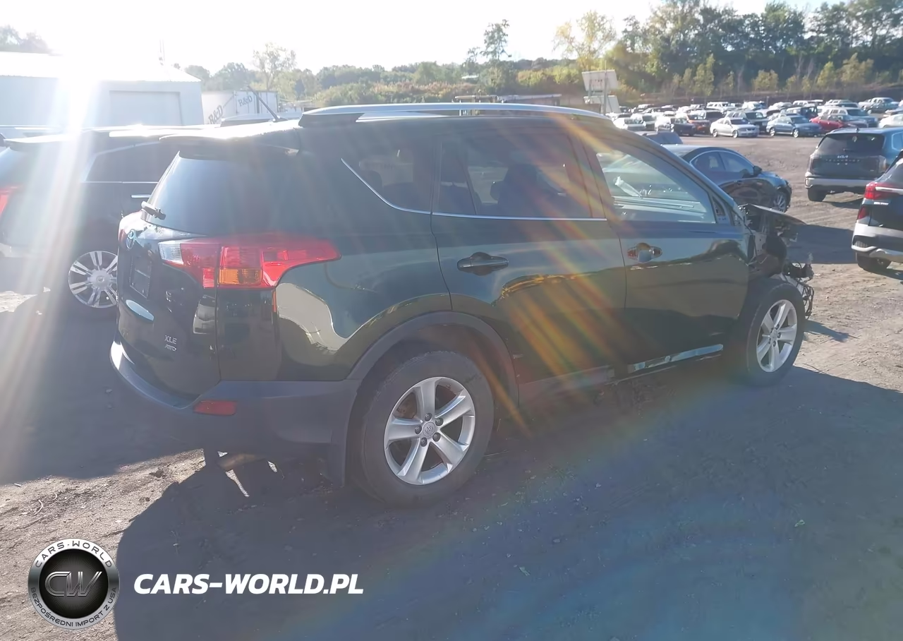 2013 Toyota Rav4 Xle VIN:JTMRFREV0D5006324 - 4