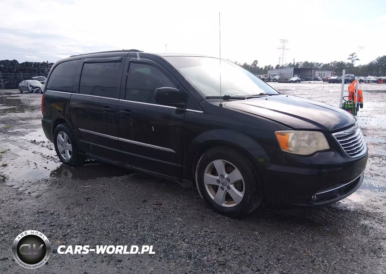 2012 Chrysler Town & Country Touring