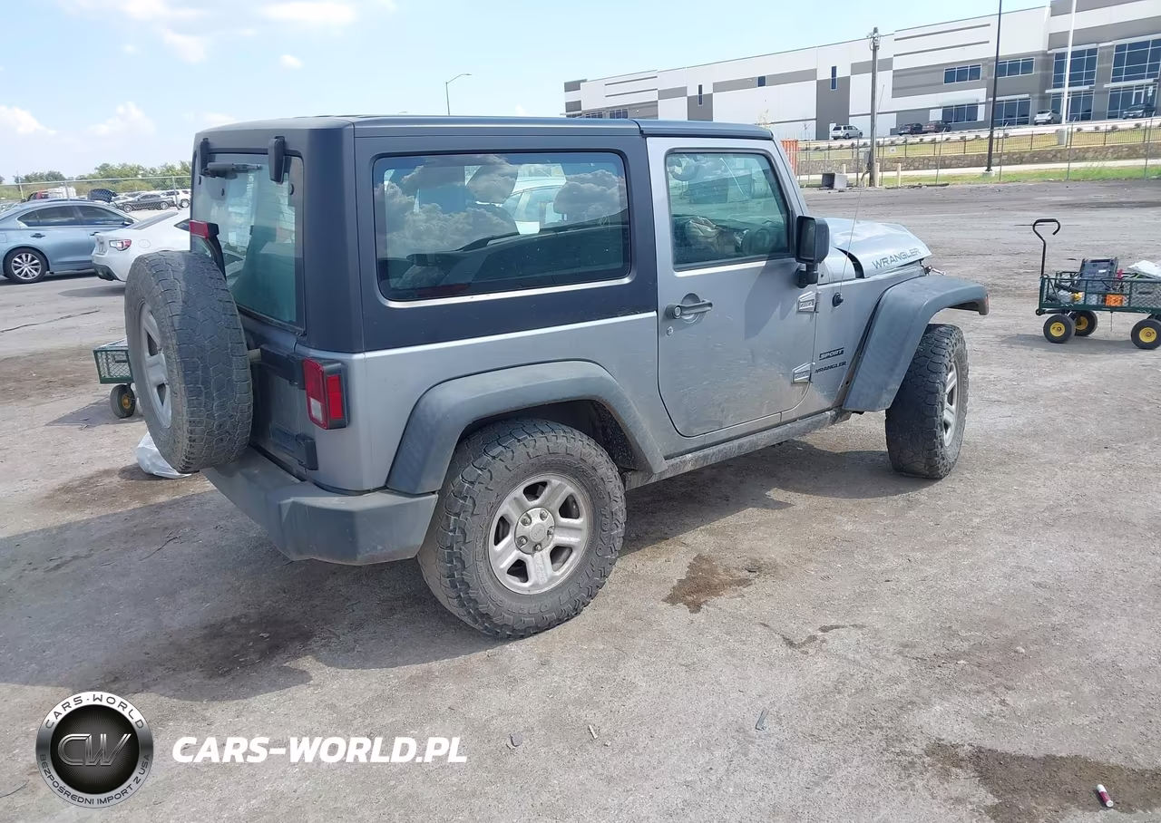 2017 Jeep Wrangler Sport 4X4 VIN:1C4AJWAG2HL580815 - 4