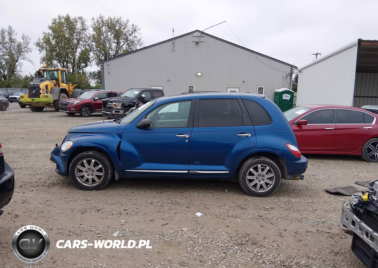 2010 Chrysler Pt Cruiser Classic VIN:3A4GY5F97AT164631 - 14