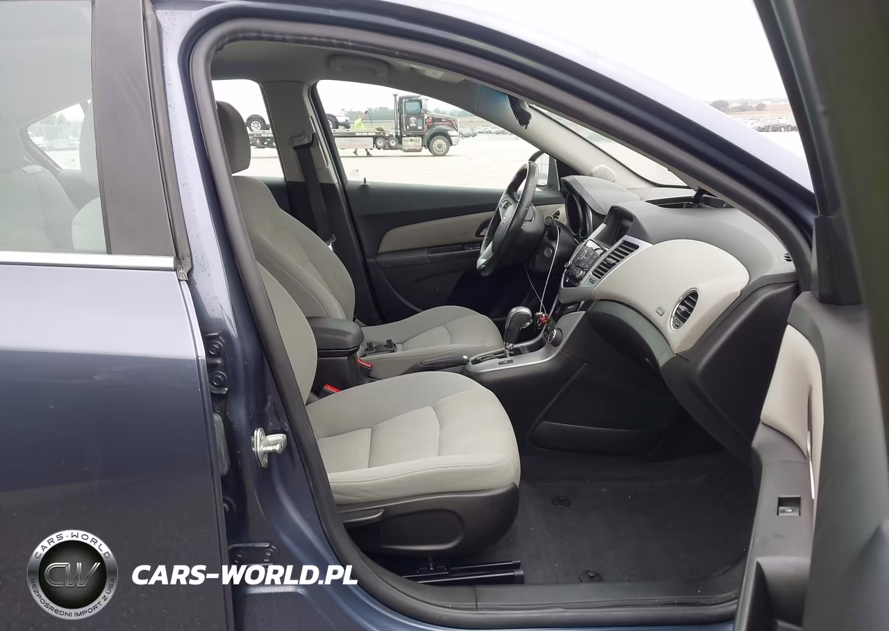 2014 Chevrolet Cruze 1Lt Auto VIN:1G1PC5SB2E7197827 - 5