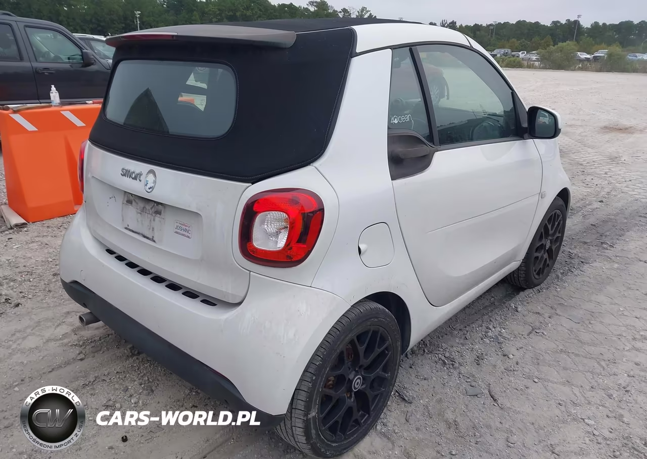 2017 Smart Fortwo Passion VIN:WMEFK5DA8HK127357 - 4
