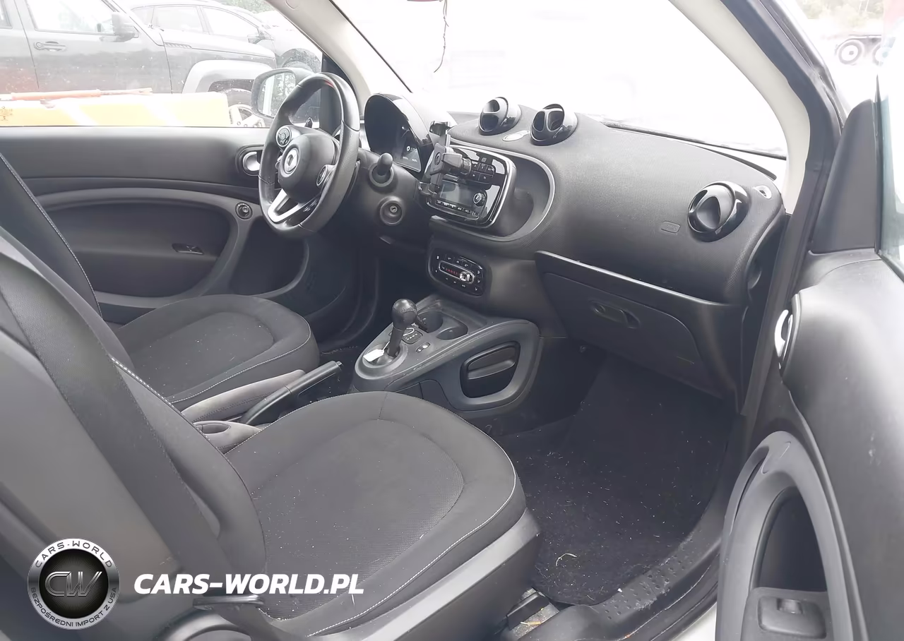 2017 Smart Fortwo Passion VIN:WMEFK5DA8HK127357 - 5