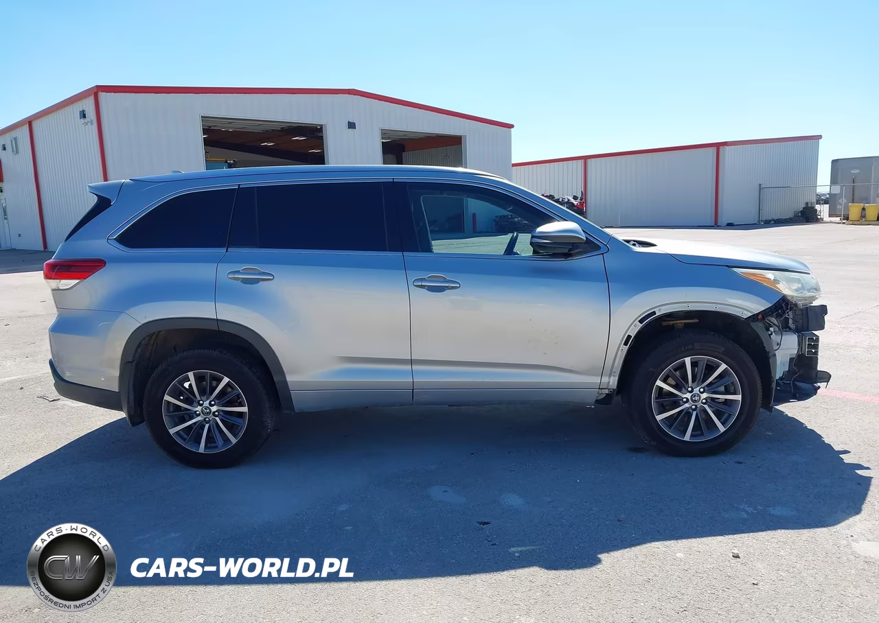 2017 Toyota Highlander Xle VIN:5TDJZRFH1HS512953 - 14