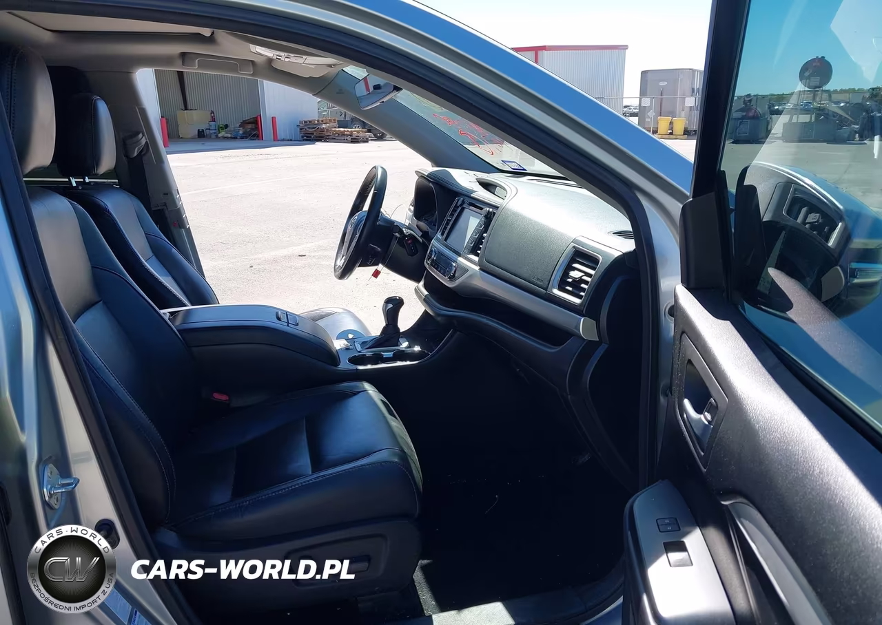 2017 Toyota Highlander Xle VIN:5TDJZRFH1HS512953 - 5