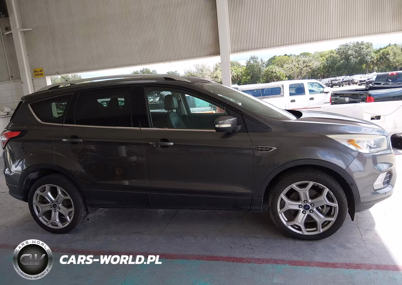 2017 Ford Escape Titanium VIN:1FMCU9J96HUA91259 - 14