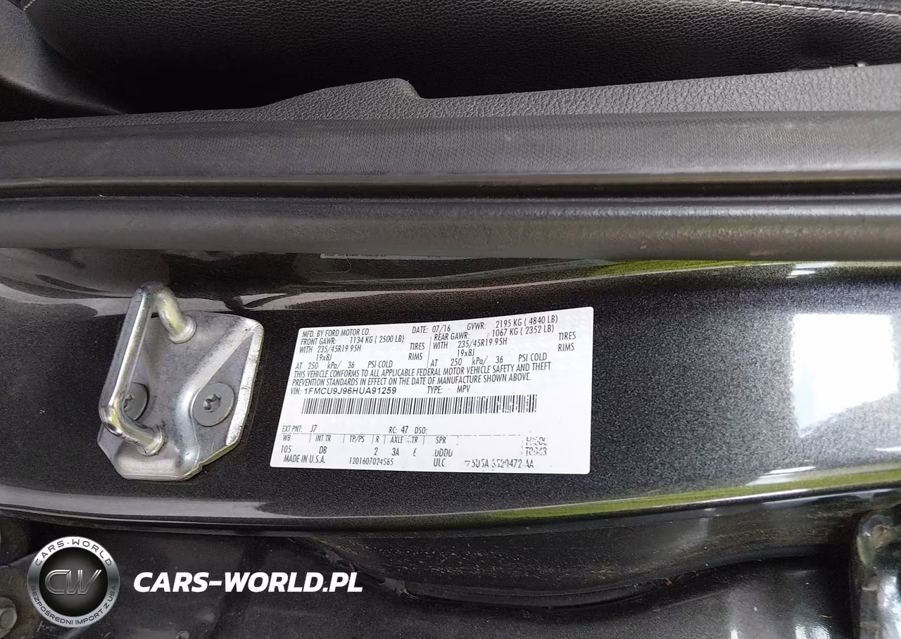 2017 Ford Escape Titanium VIN:1FMCU9J96HUA91259 - 9