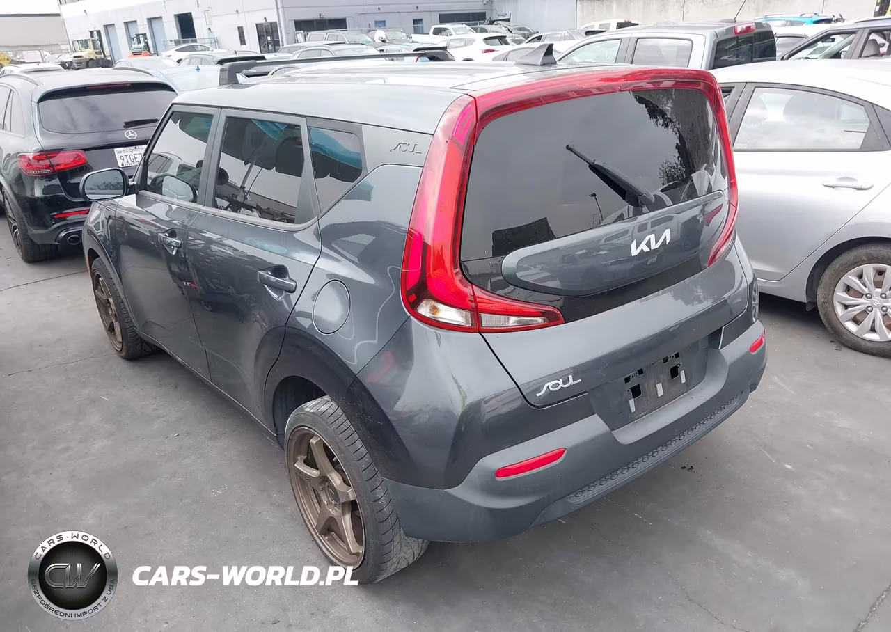 2022 Kia Soul Lx VIN:KNDJ23AU9N7820500 - 3