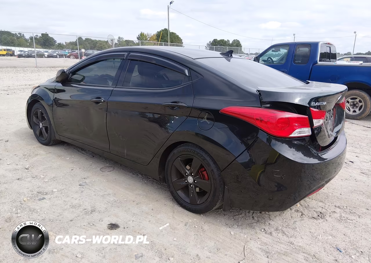 2013 Hyundai Elantra Gls VIN:5NPDH4AE4DH453199 - 3