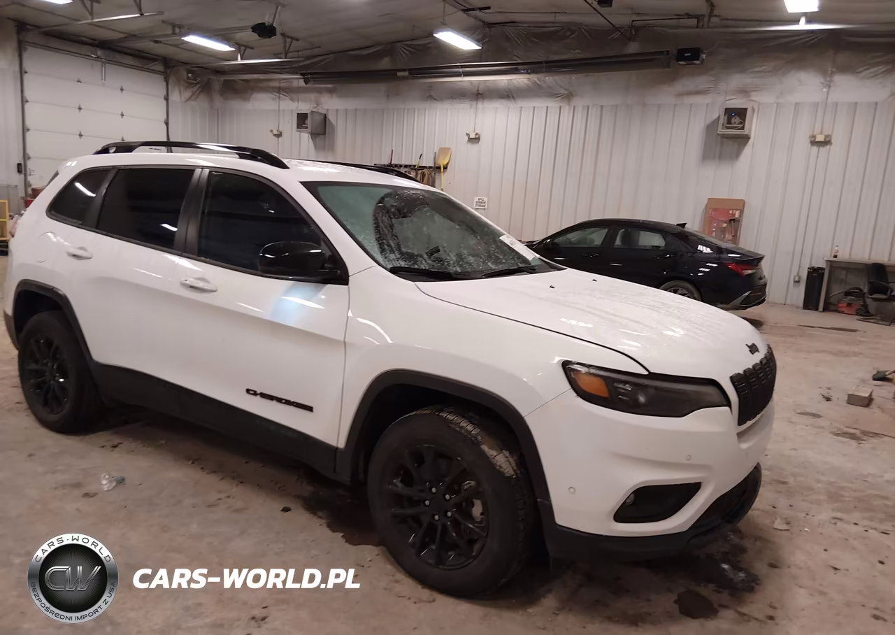 2023 Jeep Cherokee Altitude Lux 4X4