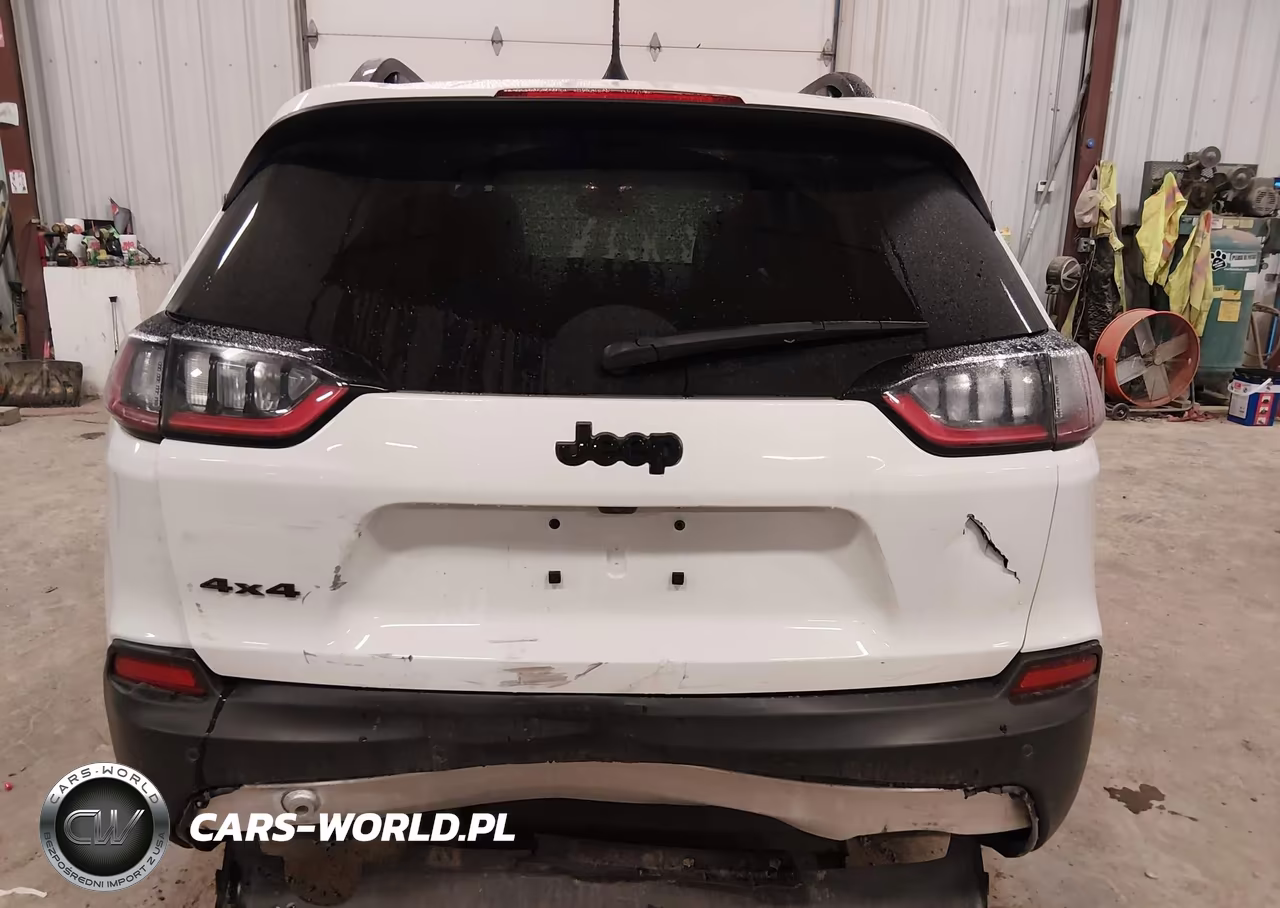 2023 Jeep Cherokee Altitude Lux 4X4 VIN:1C4PJMMB3PD101079 - 16