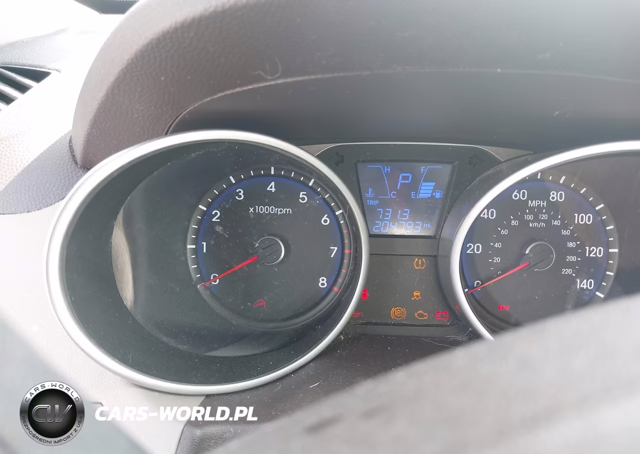 2012 Hyundai Tucson Limited VIN:KM8JU3AC7CU530624 - 7