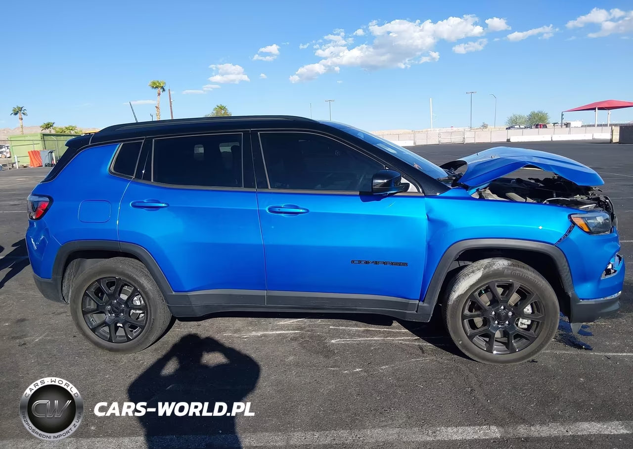 2023 Jeep Compass Altitude 4X4 VIN:3C4NJDBN8PT569338 - 13
