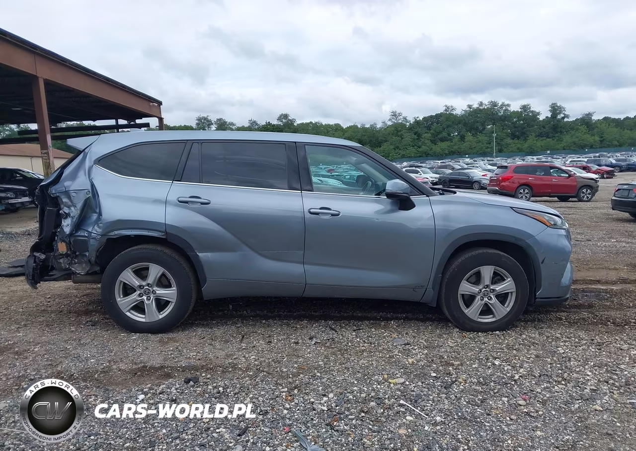2020 Toyota Highlander Le VIN:5TDBZRBH9LS019590 - 14