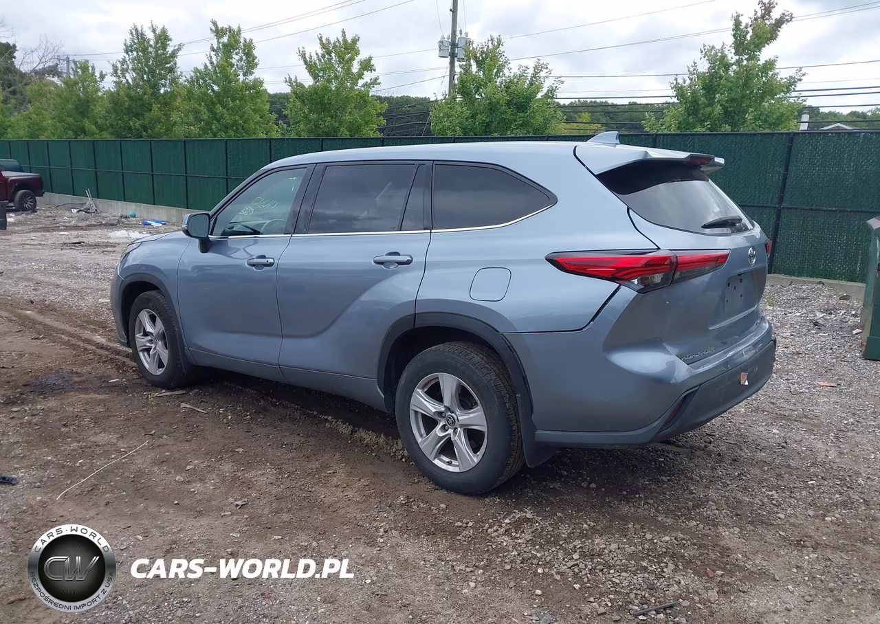 2020 Toyota Highlander Le VIN:5TDBZRBH9LS019590 - 3