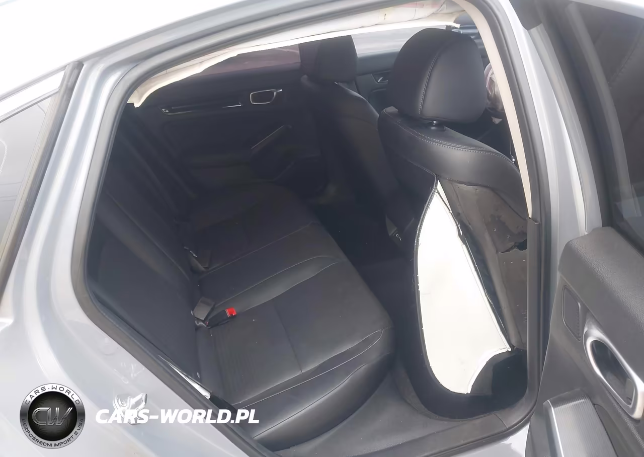 2024 Honda Civic Touring VIN:2HGFE1F95RH304054 - 8