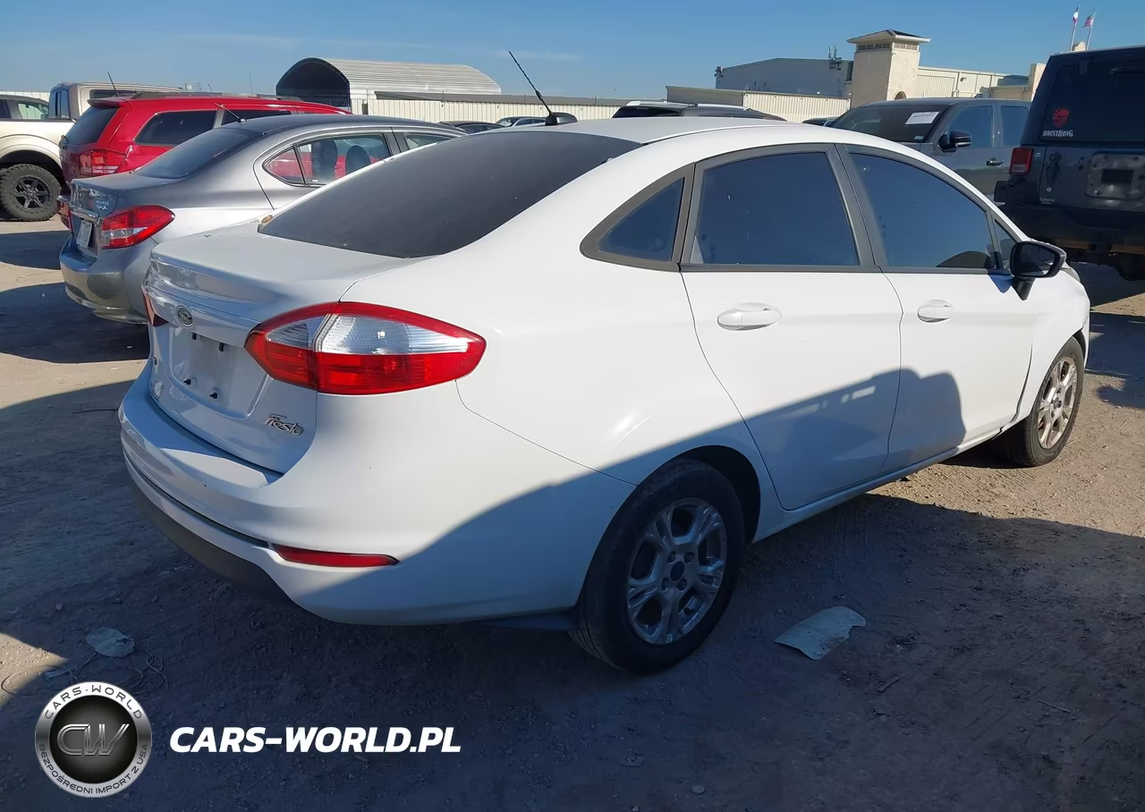 2015 Ford Fiesta Se VIN:3FADP4BJ6FM187847 - 4