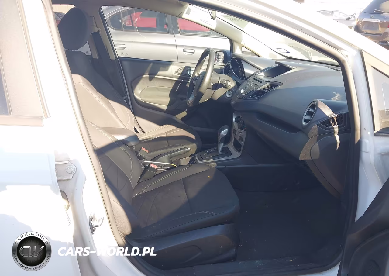 2015 Ford Fiesta Se VIN:3FADP4BJ6FM187847 - 5