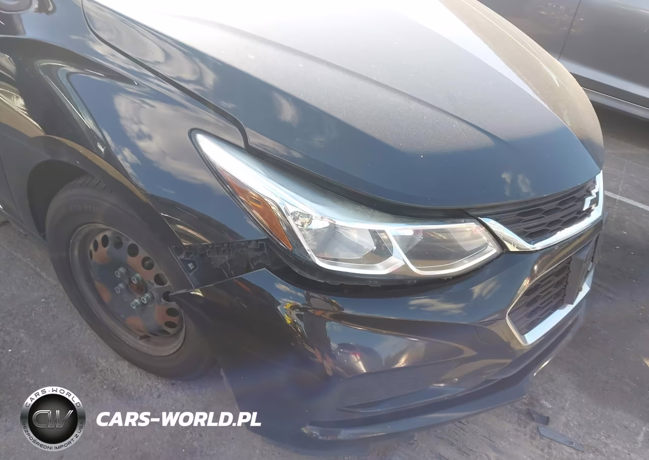 2018 Chevrolet Cruze Ls Auto VIN:1G1BC5SM5J7120553 - 17
