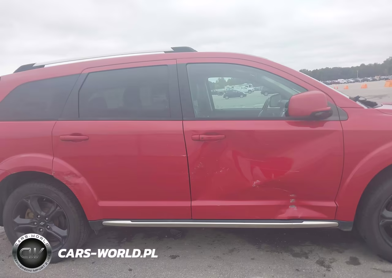 2018 Dodge Journey Crossroad VIN:3C4PDCGG9JT216084 - 6