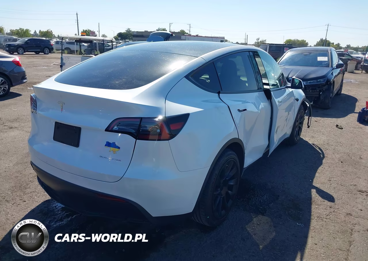 2023 Tesla Model Y Awd-Long Range Dual Motor All-Wheel Drive VIN:7SAYGAEE5PF939605 - 4