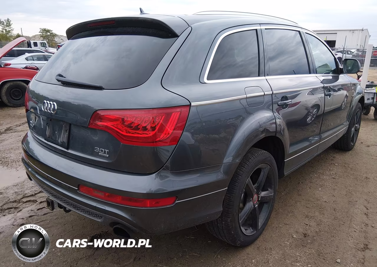 2014 Audi Q7 3.0T S Line Prestige VIN:WA1DGAFEXED020675 - 4