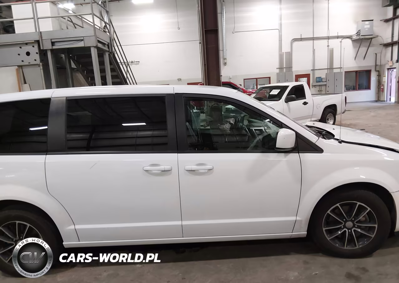 2019 Dodge Grand Caravan Gt VIN:2C4RDGEGXKR658668 - 13