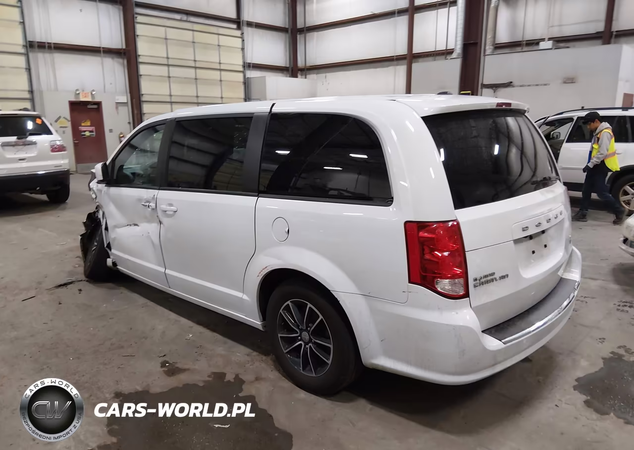 2019 Dodge Grand Caravan Gt VIN:2C4RDGEGXKR658668 - 3