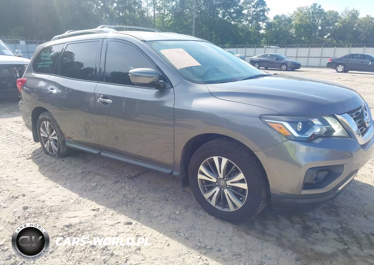 2017 Nissan Pathfinder Sl