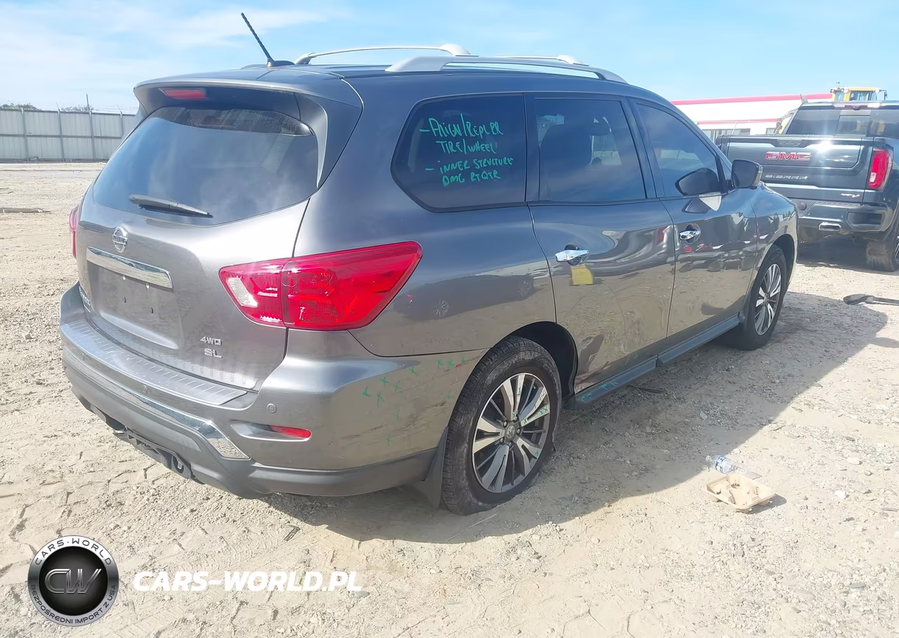 2017 Nissan Pathfinder Sl VIN:5N1DR2MM5HC684744 - 4