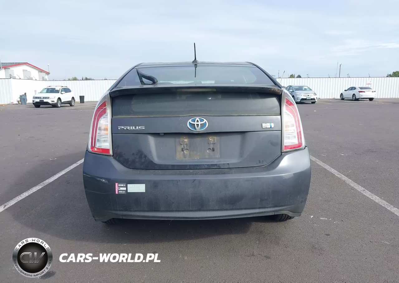 2015 Toyota Prius Three VIN:JTDKN3DU1F0394710 - 16