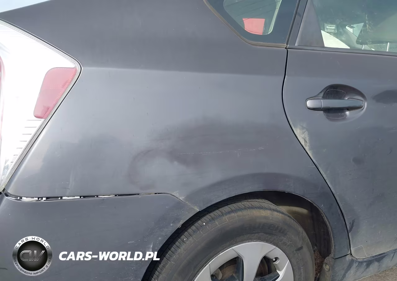 2015 Toyota Prius Three VIN:JTDKN3DU1F0394710 - 18