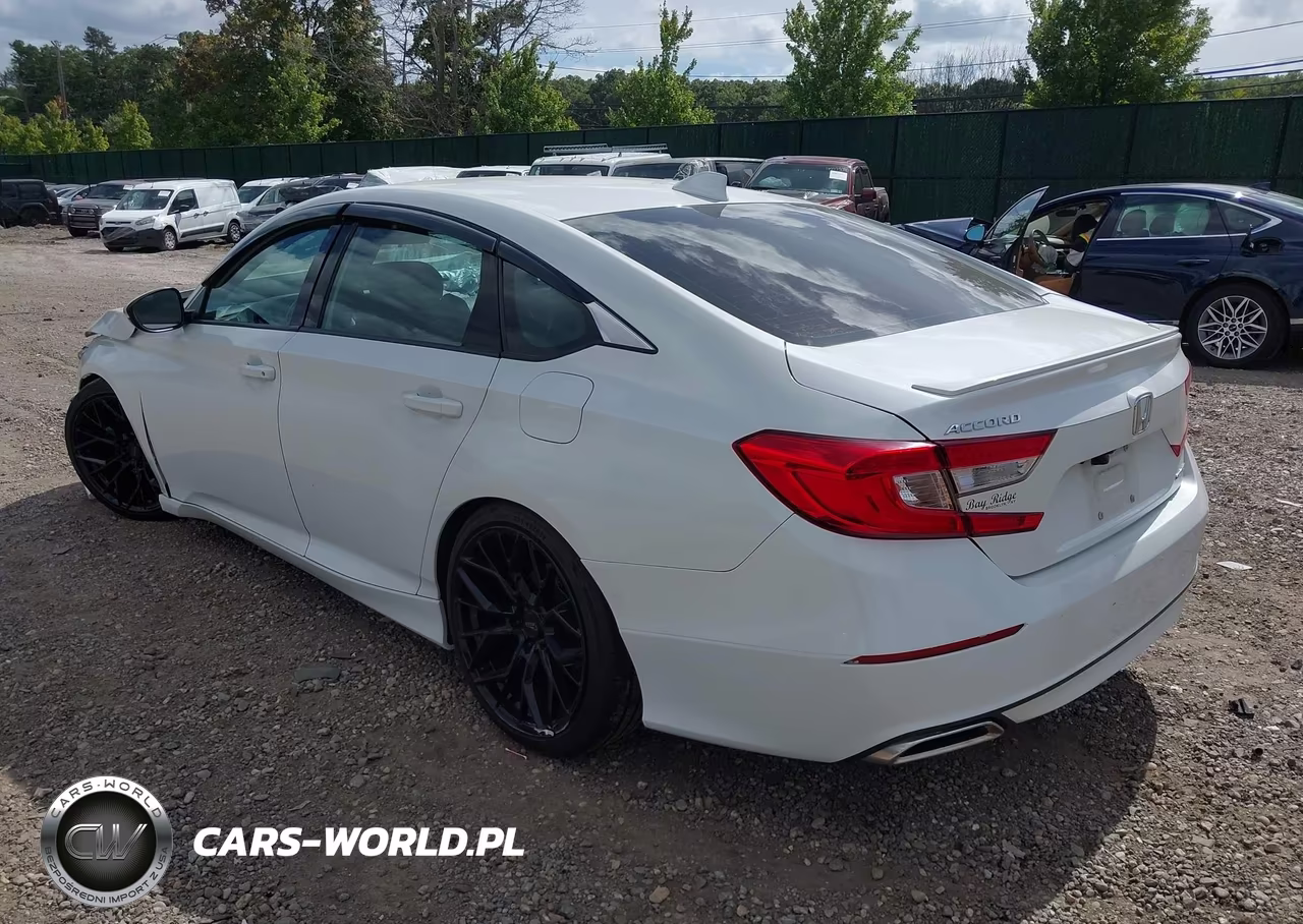 2018 Honda Accord Sport VIN:1HGCV1F36JA252659 - 3