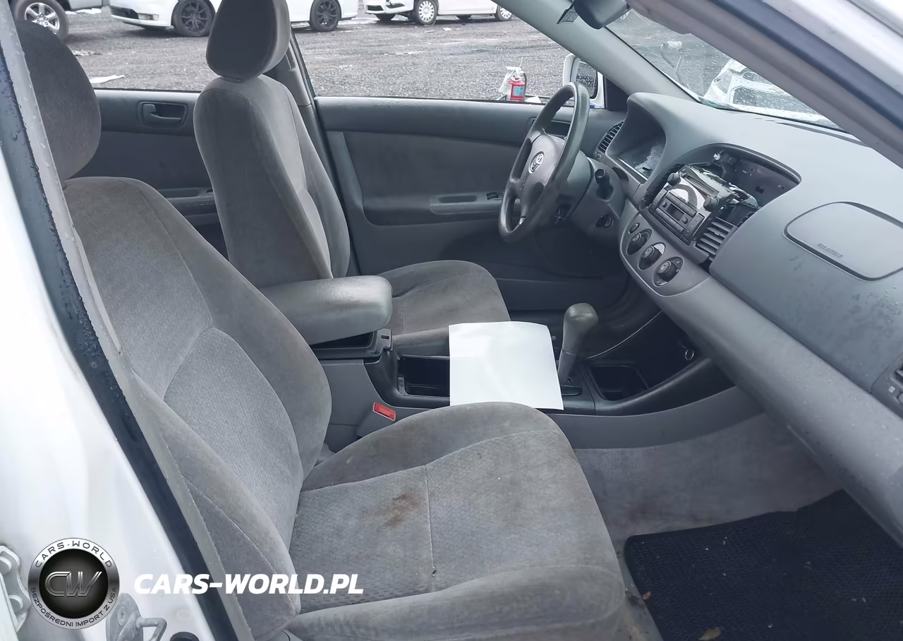 2003 Toyota Camry Le VIN:JTDBE32K530177836 - 5