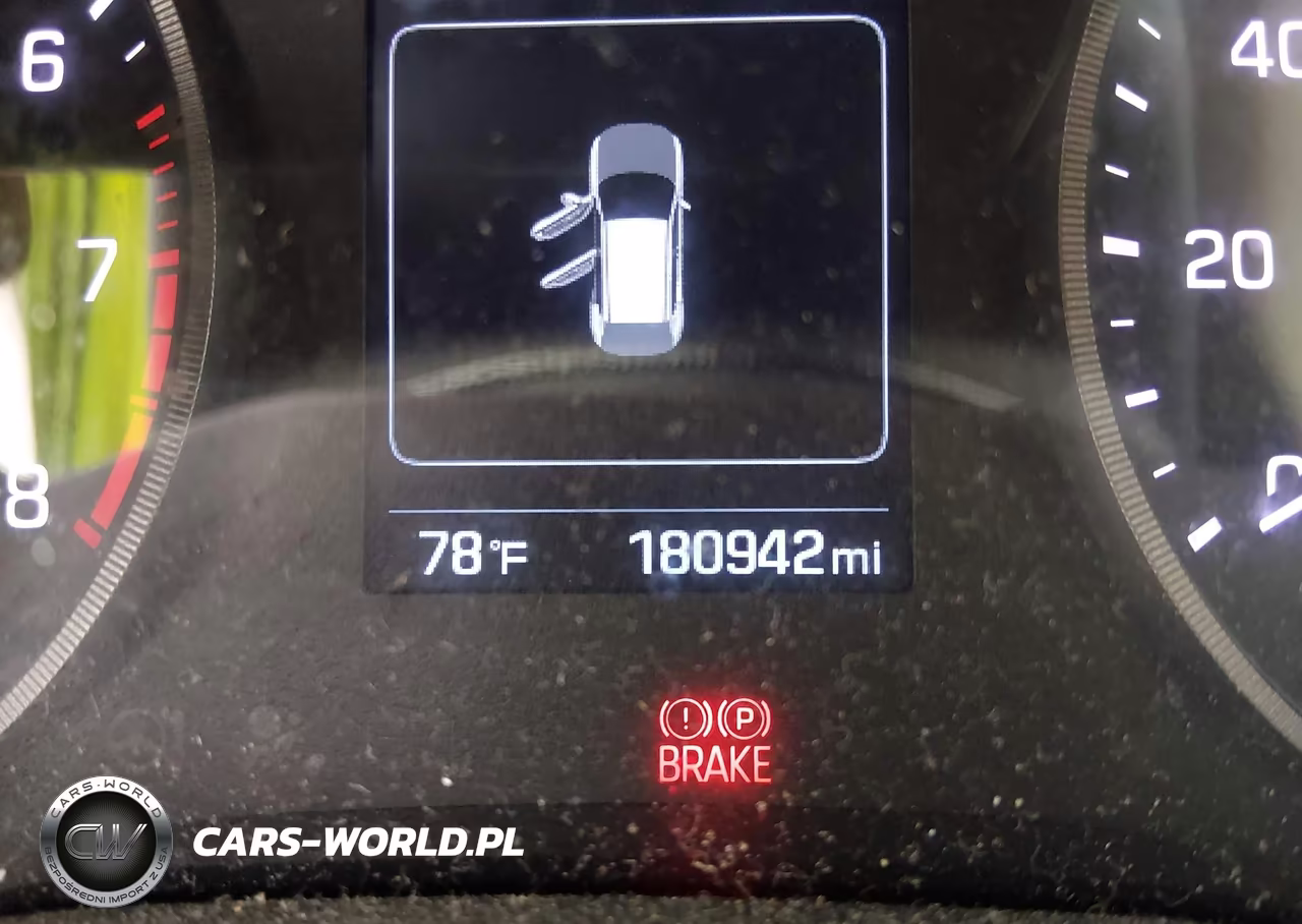 2016 Hyundai Tucson Sport VIN:KM8J33A28GU062113 - 16