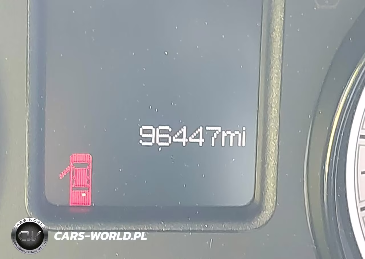 2018 Ram 1500 Express 4X4 6'4 Box VIN:1C6RR7FGXJS215862 - 14