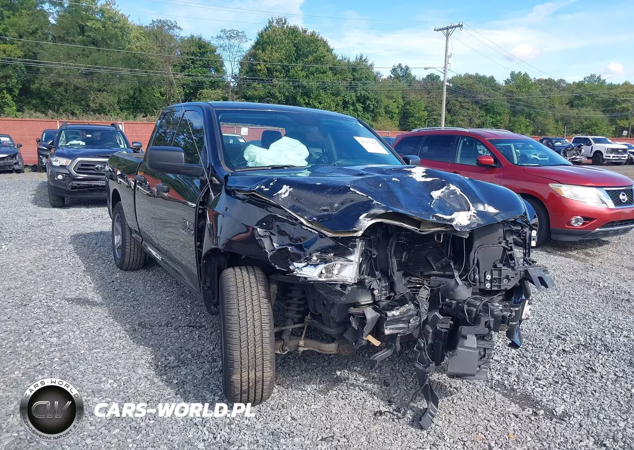 2018 Ram 1500 Express 4X4 6'4 Box VIN:1C6RR7FGXJS215862 - 16