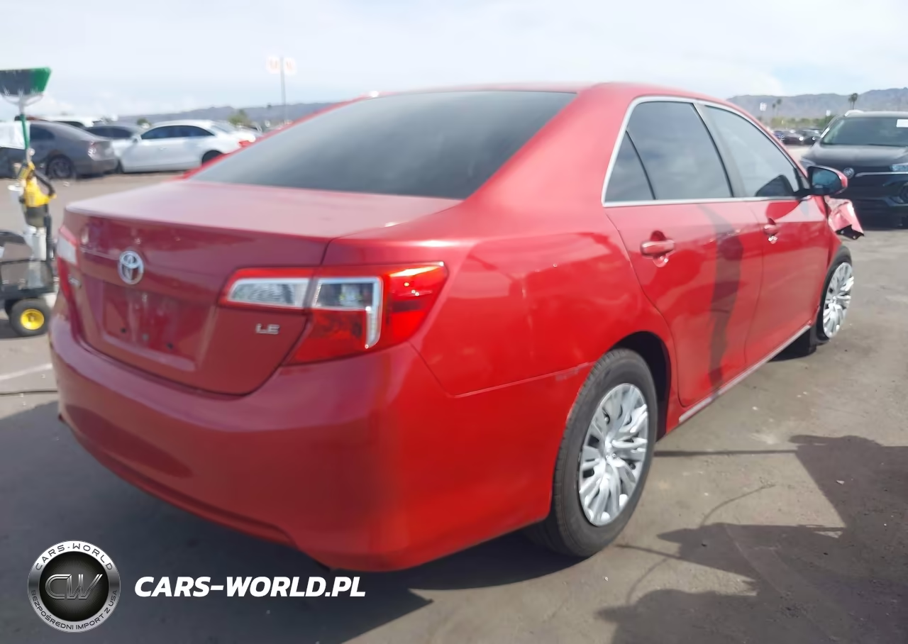 2014 Toyota Camry Le VIN:4T4BF1FK8ER413629 - 4