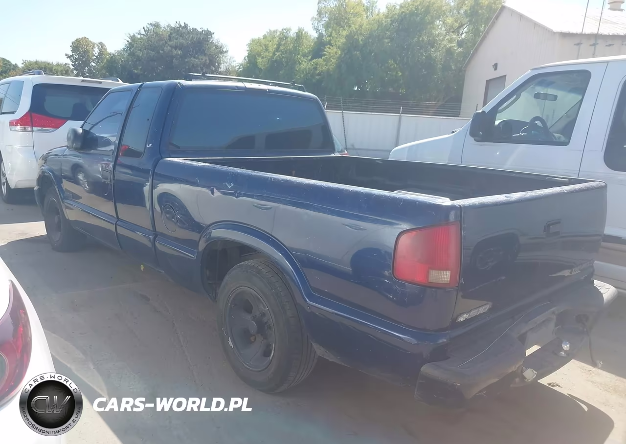 2003 Chevrolet S-10 Ls VIN:1GCCS19H138160500 - 3