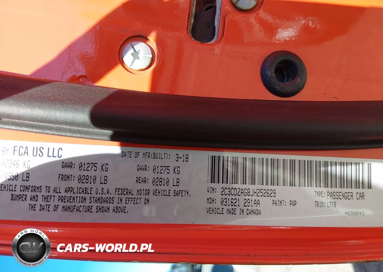 2018 Dodge Challenger Sxt VIN:2C3CDZAG8JH252629 - 9