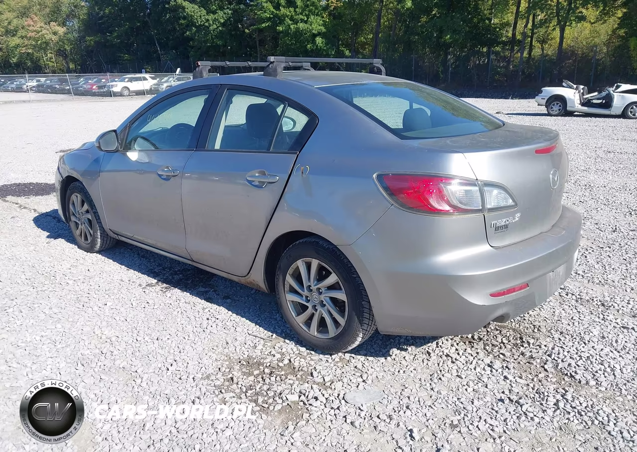 2012 Mazda Mazda3 I Touring VIN:JM1BL1V82C1529744 - 3