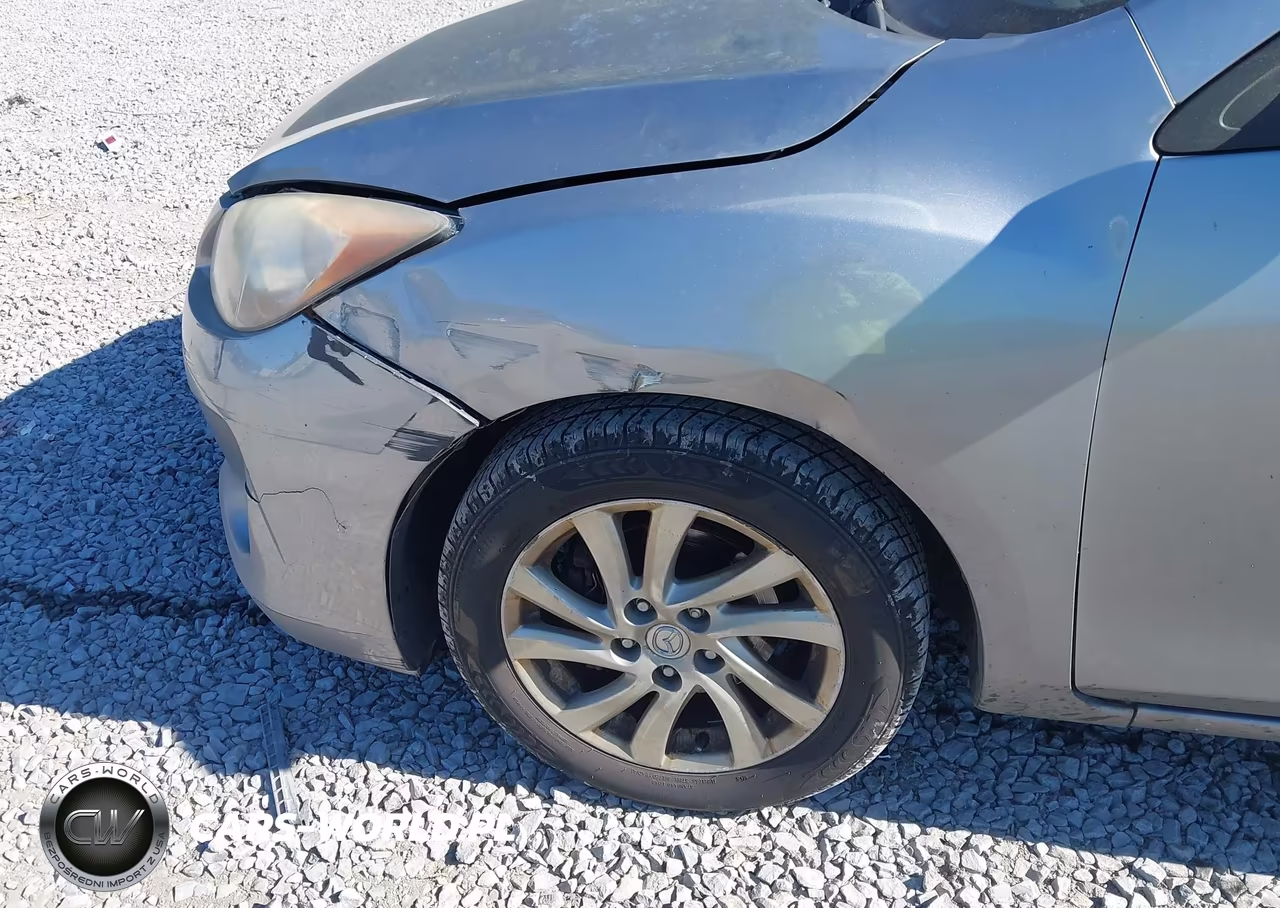 2012 Mazda Mazda3 I Touring VIN:JM1BL1V82C1529744 - 6